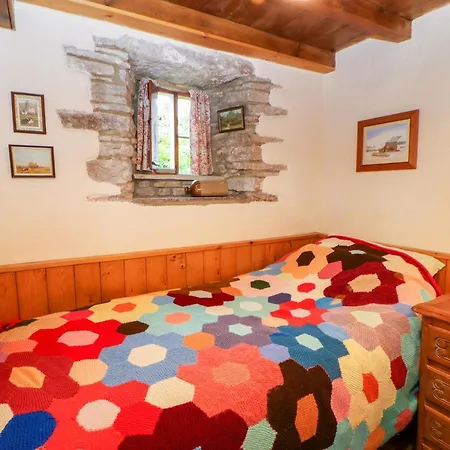Storeys Cottage, *