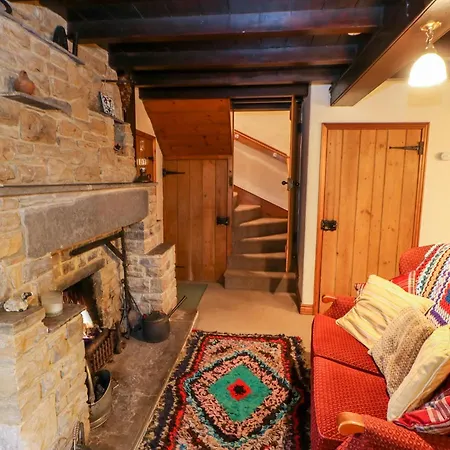 Storeys Cottage, Лейберн
