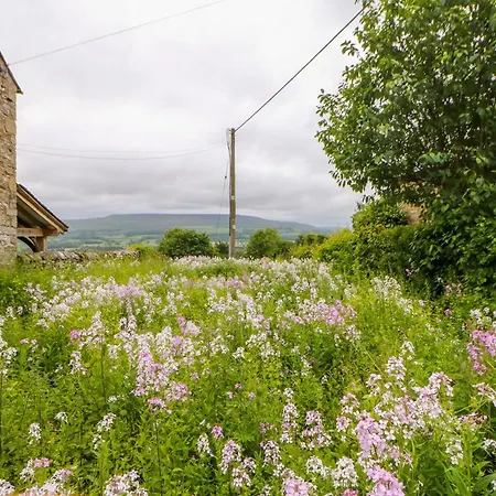 Дом отдыха Storeys Cottage, Лейберн