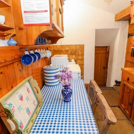 Storeys Cottage, *
